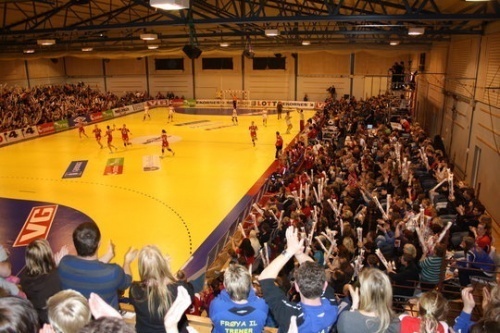 2000 tilskuere i Orklahallen