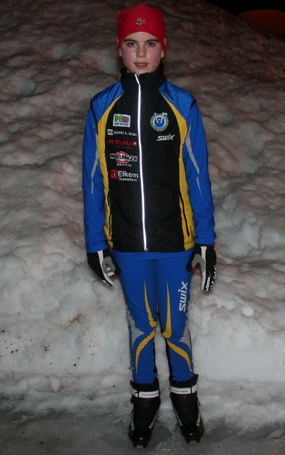 dress_ski_2011_001_BB_Racingdress_med_vest_barn__402x640___402x640_.jpg